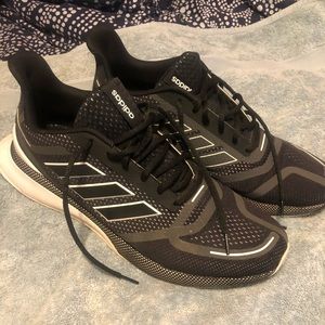 Adidas size 14 Men’s Tennis Shoe